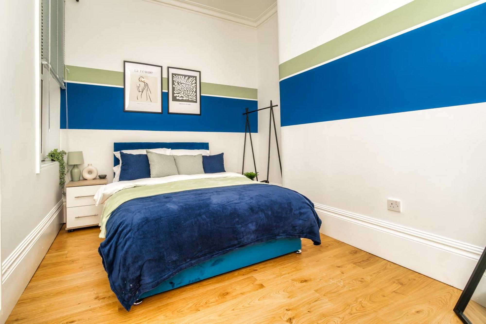 Cosy Retreat - Charming 2-Bed Apartment Greenock Exterior photo